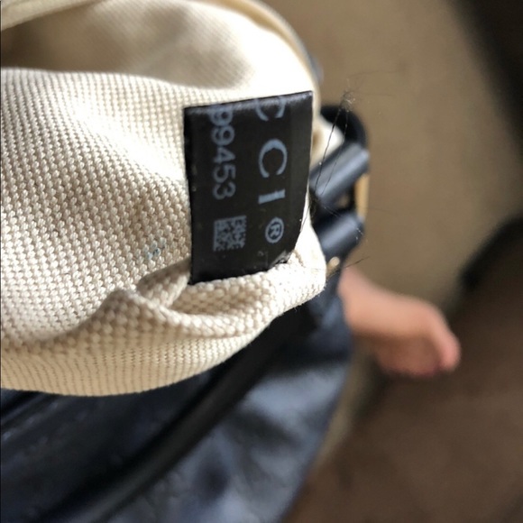 Authentic gucci medium - Picture 3 of 4